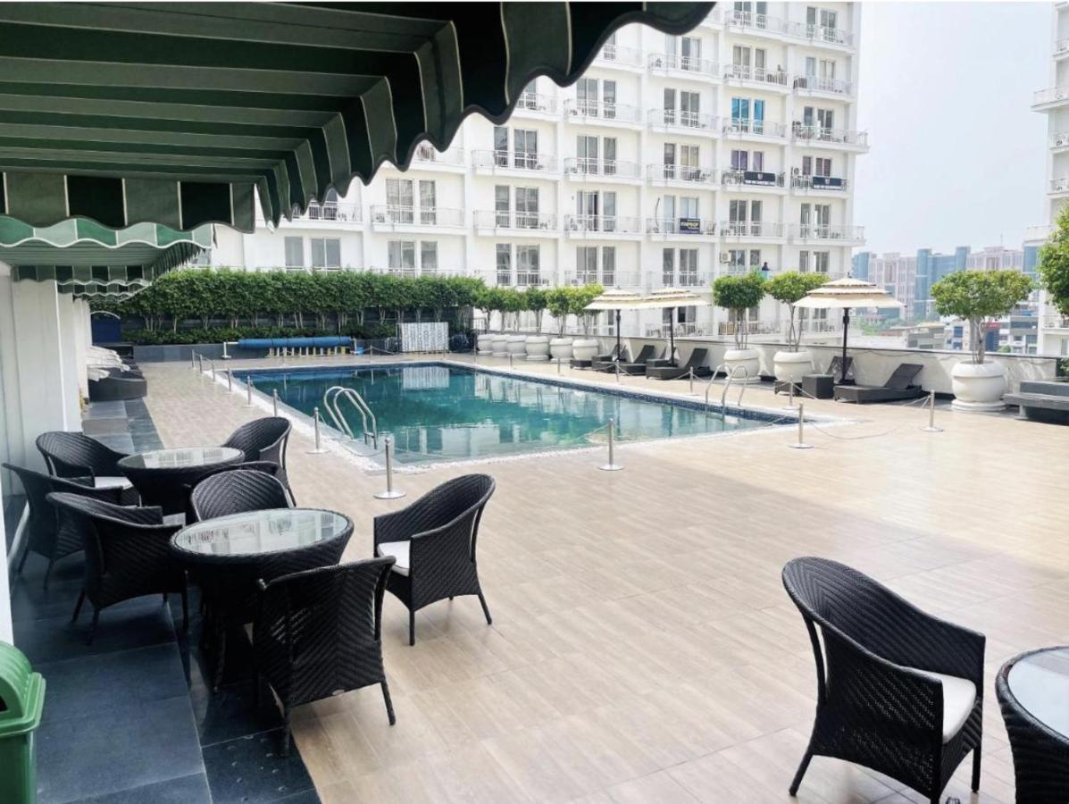 Caramel Dlf My Pad Aparthotel Lucknow Exterior photo
